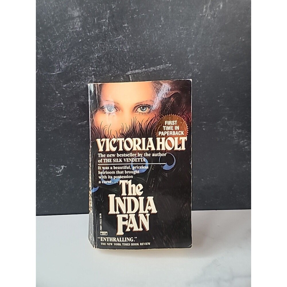 The India Fan By Victoria Holt Paperback